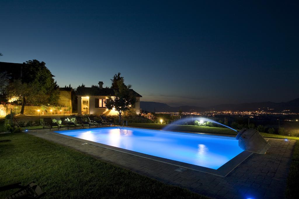 Agriturismo Il Girasole Montefalco Rum bild